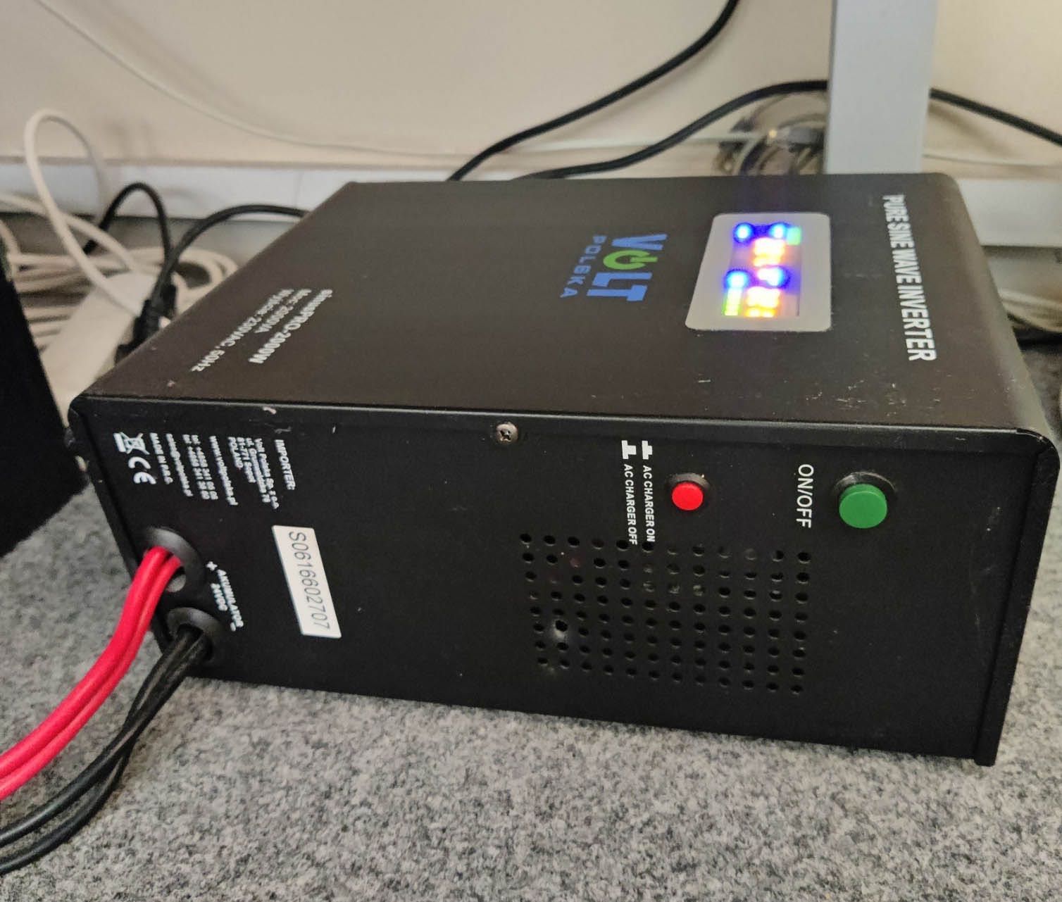 ДБЖ Volt Polska SINUS PRO 2000 24/230V + балансир (комплект)