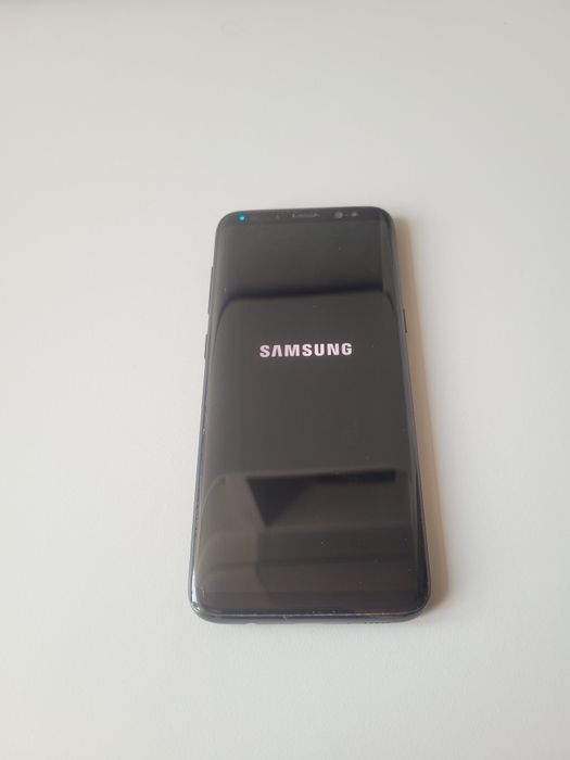 Telefon galaxy s8 sm-g950f + obudowa i szybki ochronne