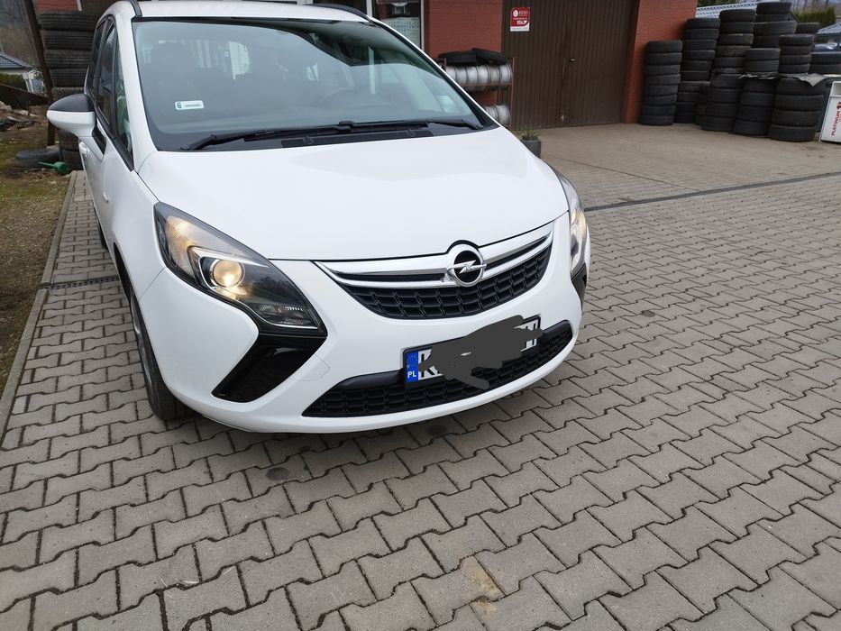 OPEL ZAFIRA 7osobowy benzyna niski przebieg mozl.zamiana!