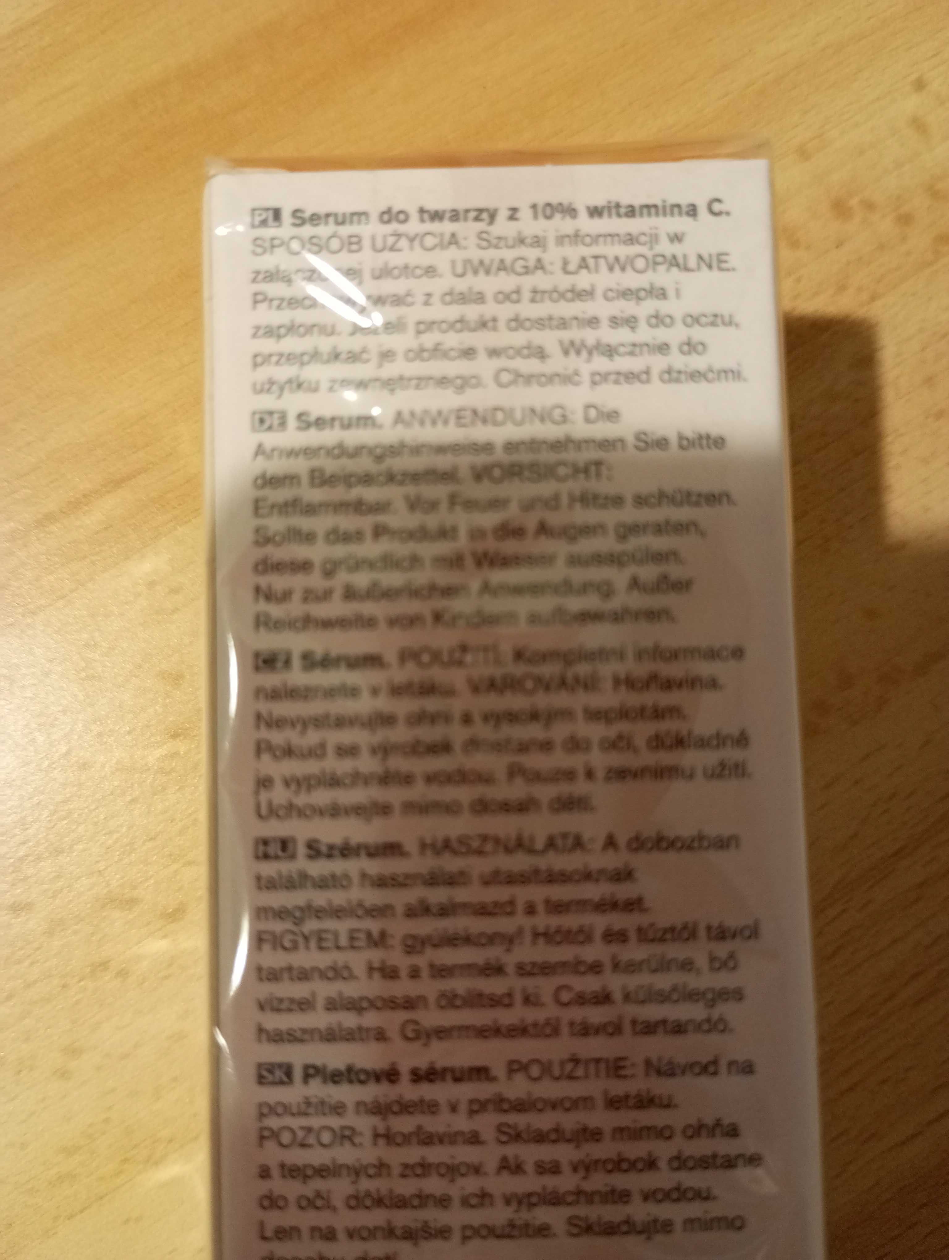 Anew Rozświetlające serum do twarzy z 10% wit.C/30ml