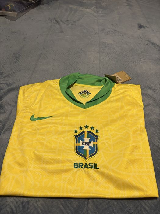 Camisola do brasil amarela