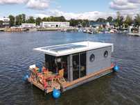 Dom na wodzie całoroczny Houseboat Hausboot model Apart M 2019