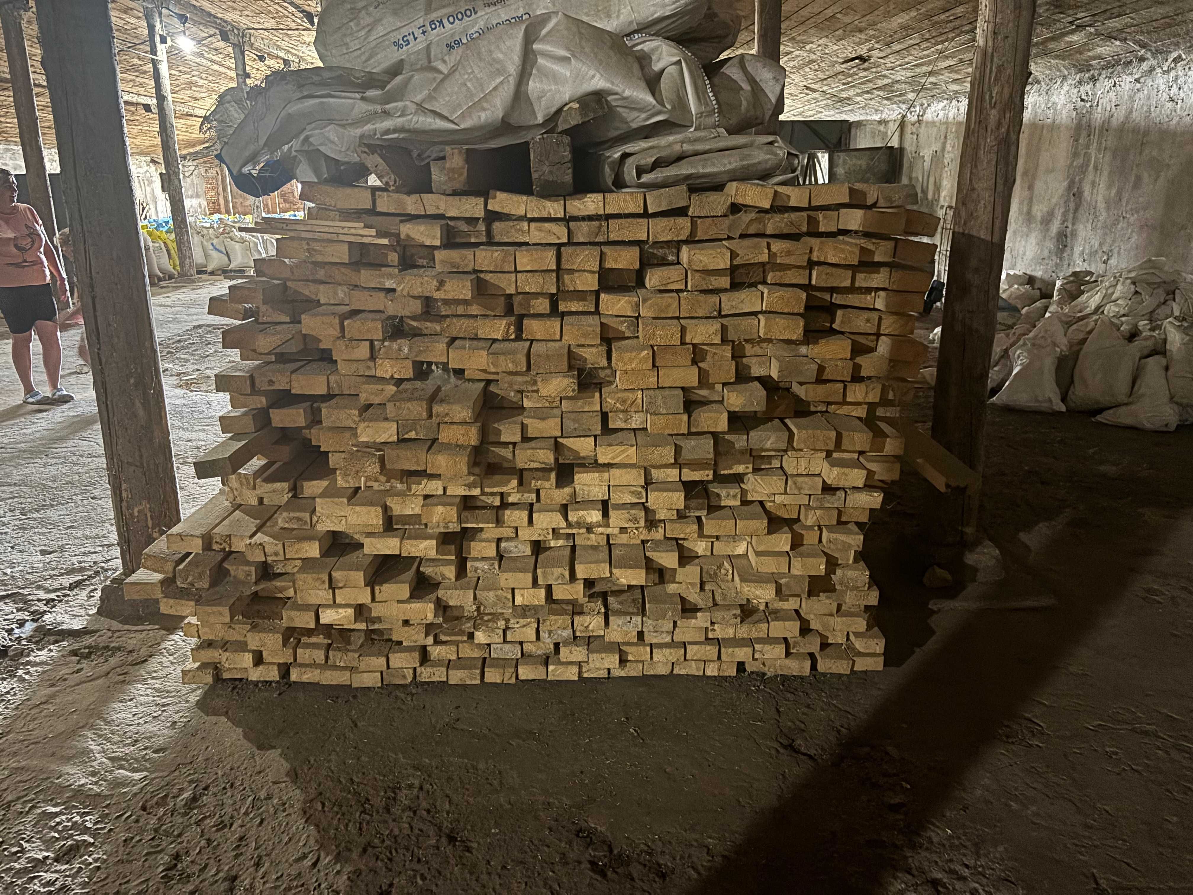 Продам брус 50х100х6000 доставка