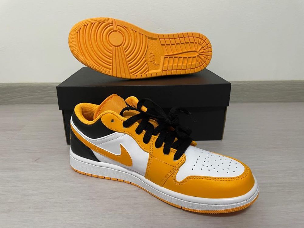 Jordan 1 Low Taxi