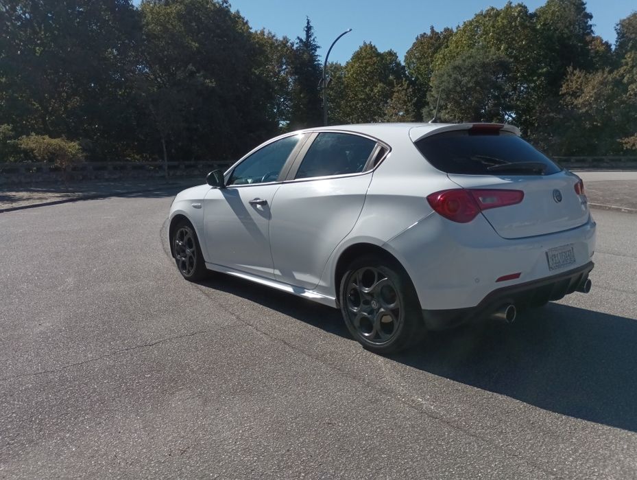 Alfa Romeo giulietta 1.6 JTDm tct super