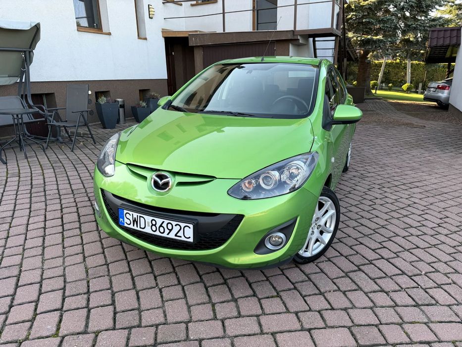 Mazda 2 Wersja SPORT 1.5 102KONIE 1WŁAŚCICIEL TYLKO 137tyśkm! 2013 Lift 5DRZWI