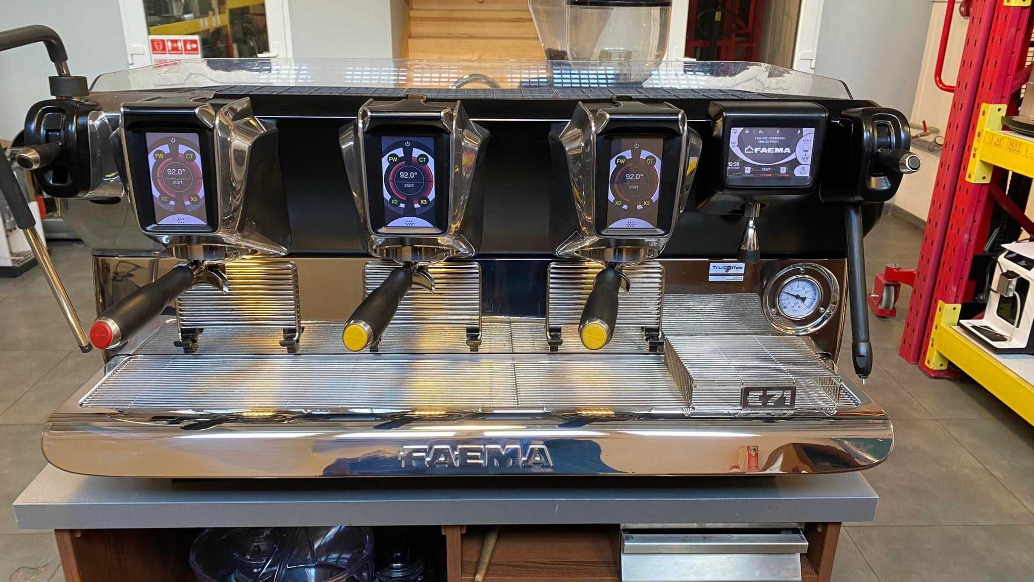 Ekspres gastronomiczny Faema E71 3 grupy / La Marzocco / La Cimbali