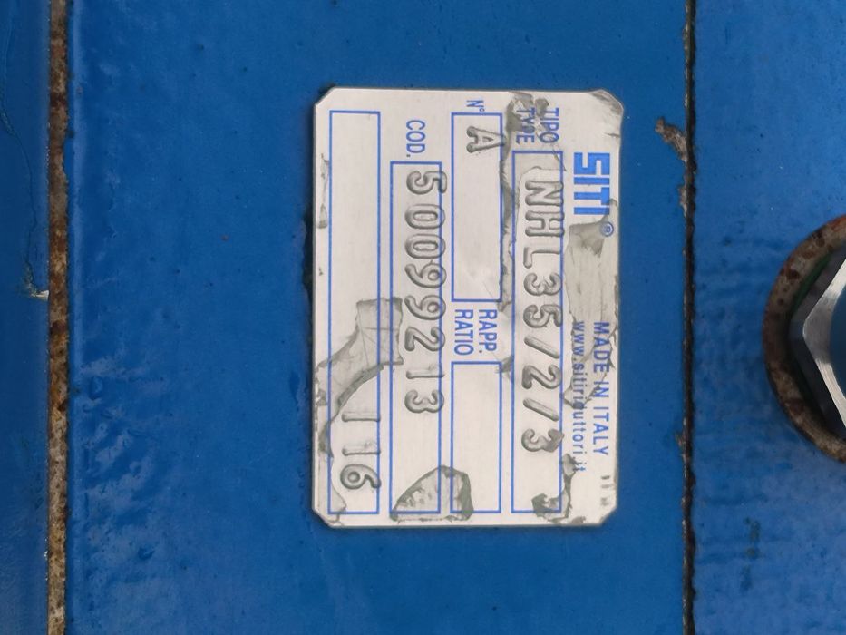 Соосно-цилиндричный мотор-редуктор SITI серии MNHL 35/2/3  соотношение