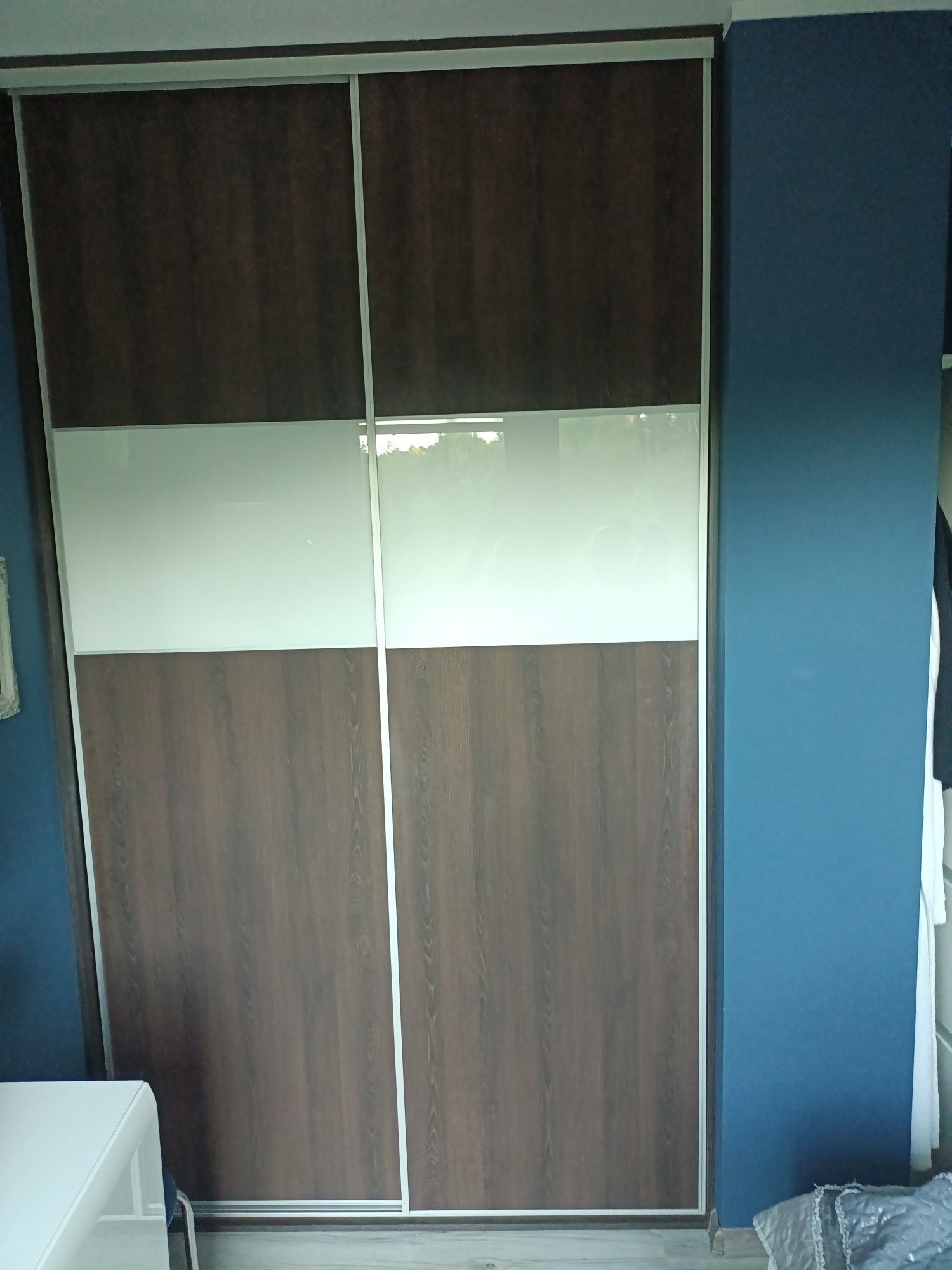 Szafa do zabudowy szerokość 150 cm, 6 szufla Blum