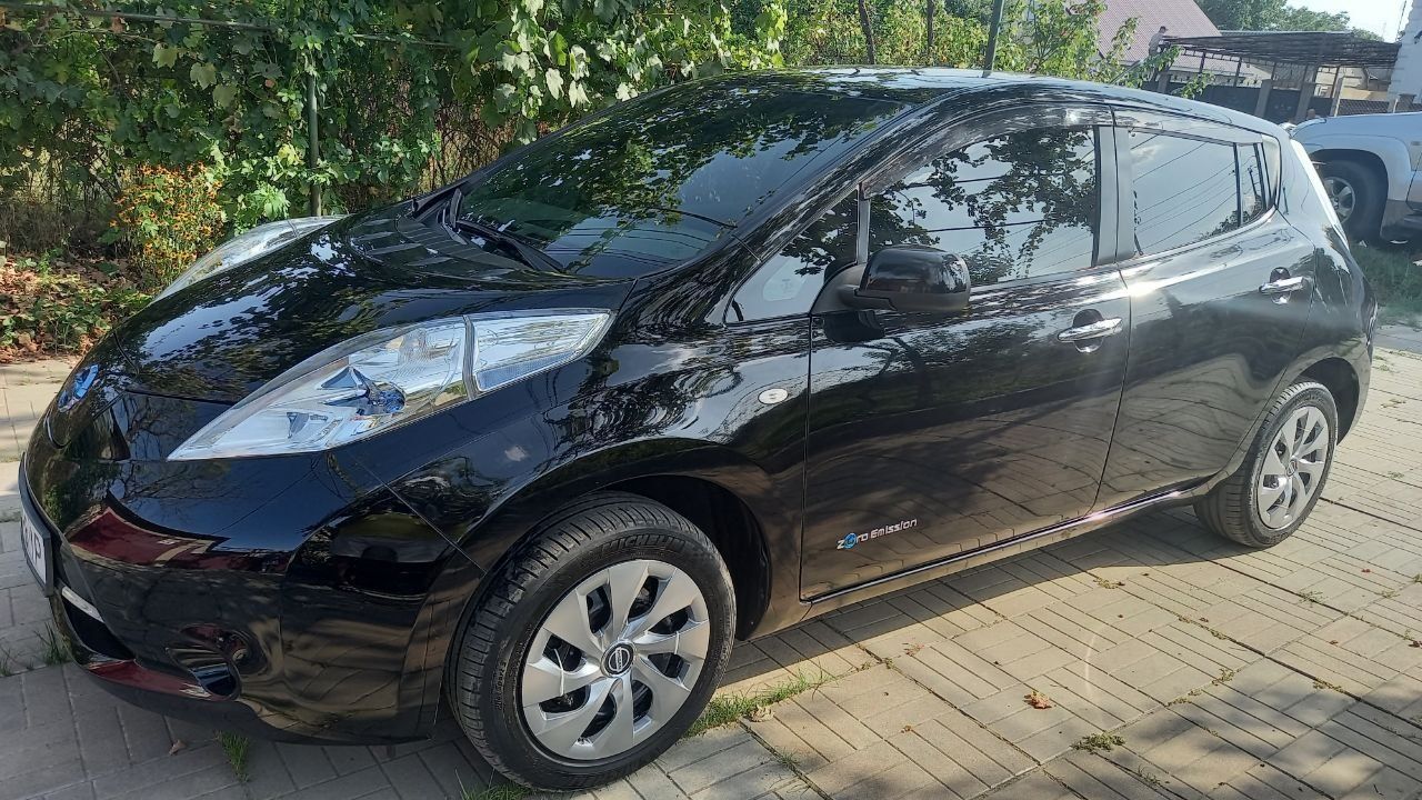 Nissan Leaf 2014