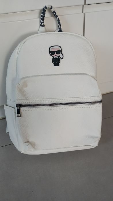 Biały plecak Karl Lagerfeld 35 x 30
