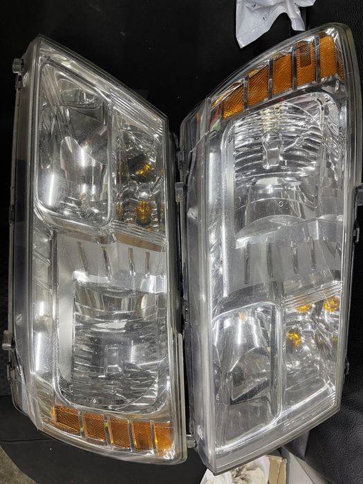 Фары Dodge Jorney оригинал