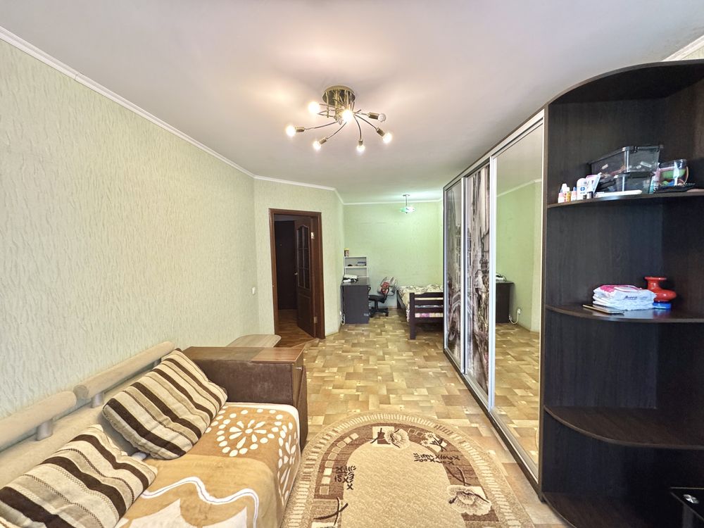 Продаж 1-кімнатна квартира жк Петрівське Теплична 38