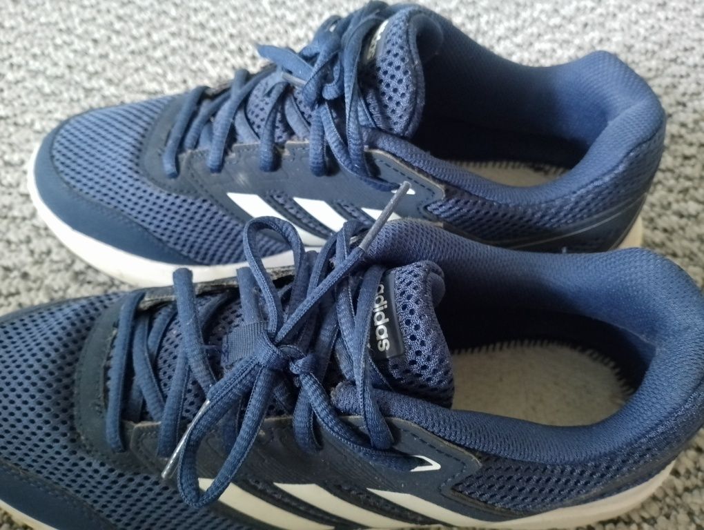 Buty  Adidas granatowe