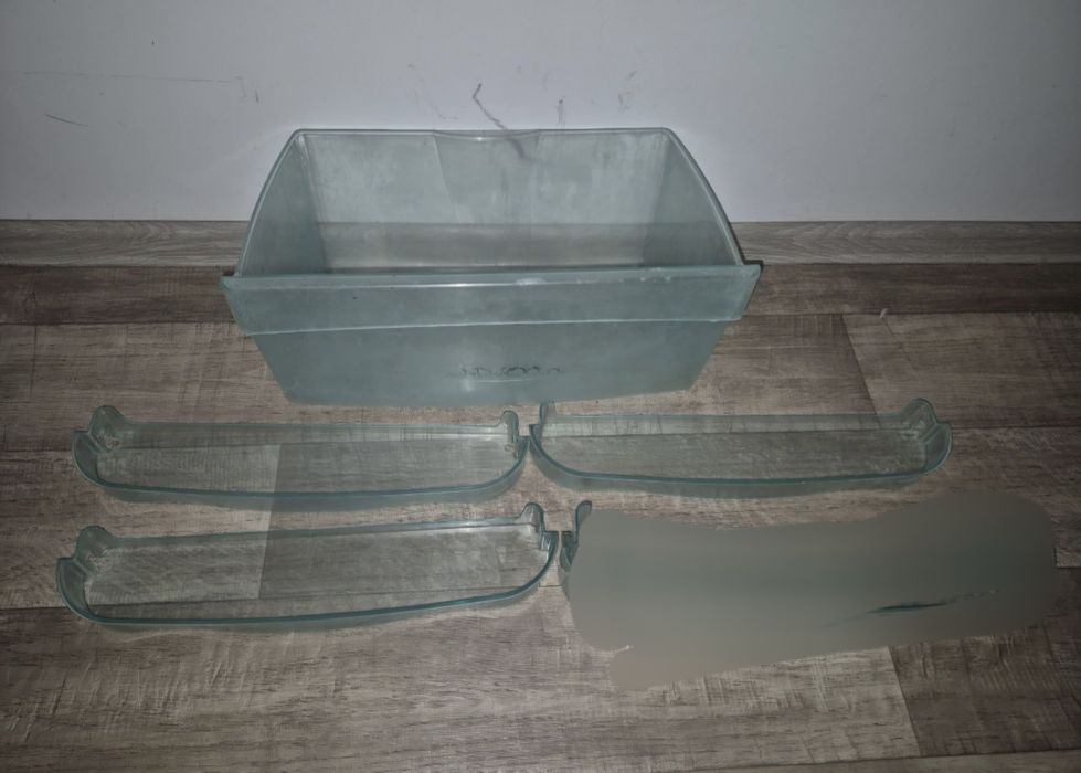 Snaige FR275-1101 A ящик для овочей навісні балкони