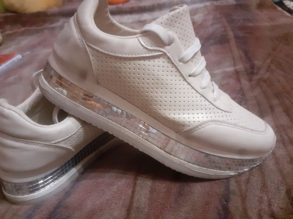 Кроссовки LORETTA,женские