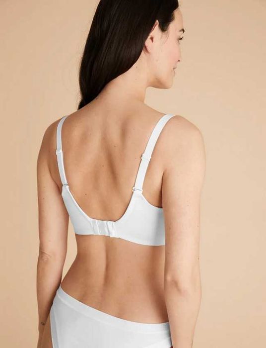 Компрессионный бюстгальтер без косточек M&S Body р. 80 C