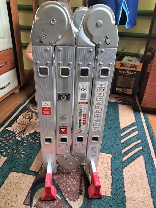 Драбина-трансформер LT-0028