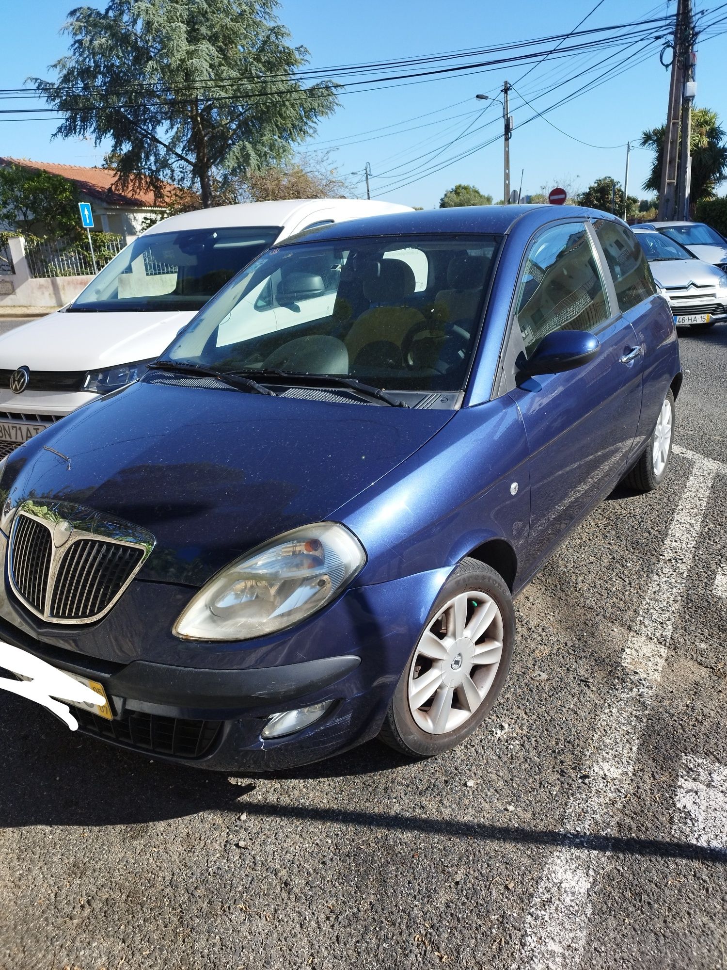 Lancia ypsilon 2005