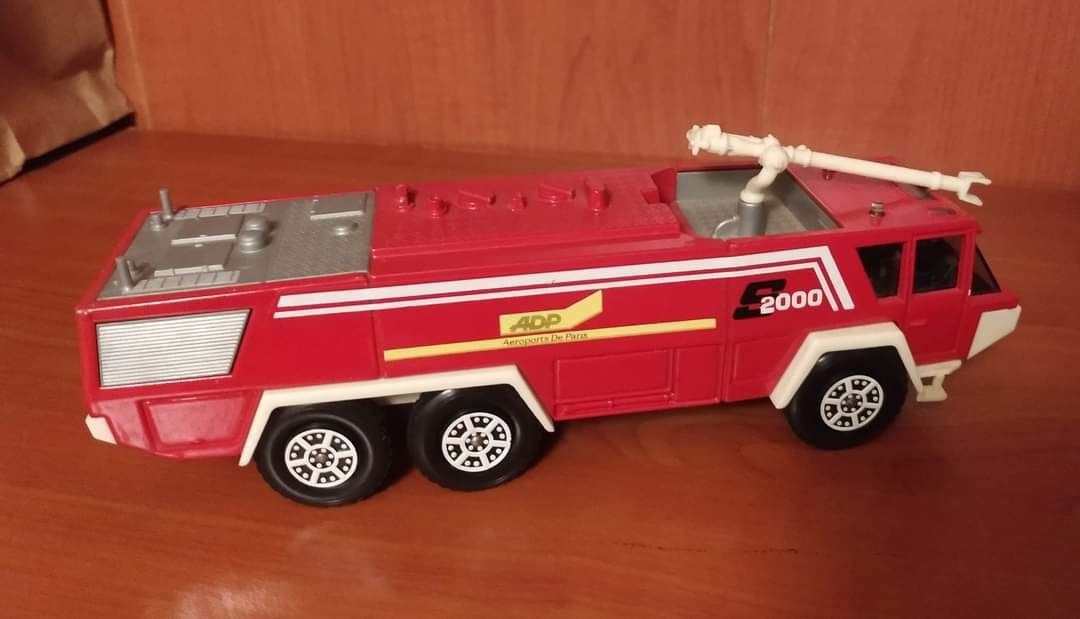 Miniatura de coleção bombeiros - Sides 2000 Mark 3 - Solido 1/63