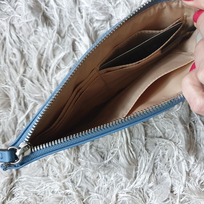 Saszetka, kopertówka, torebka Guess damska, oryginał