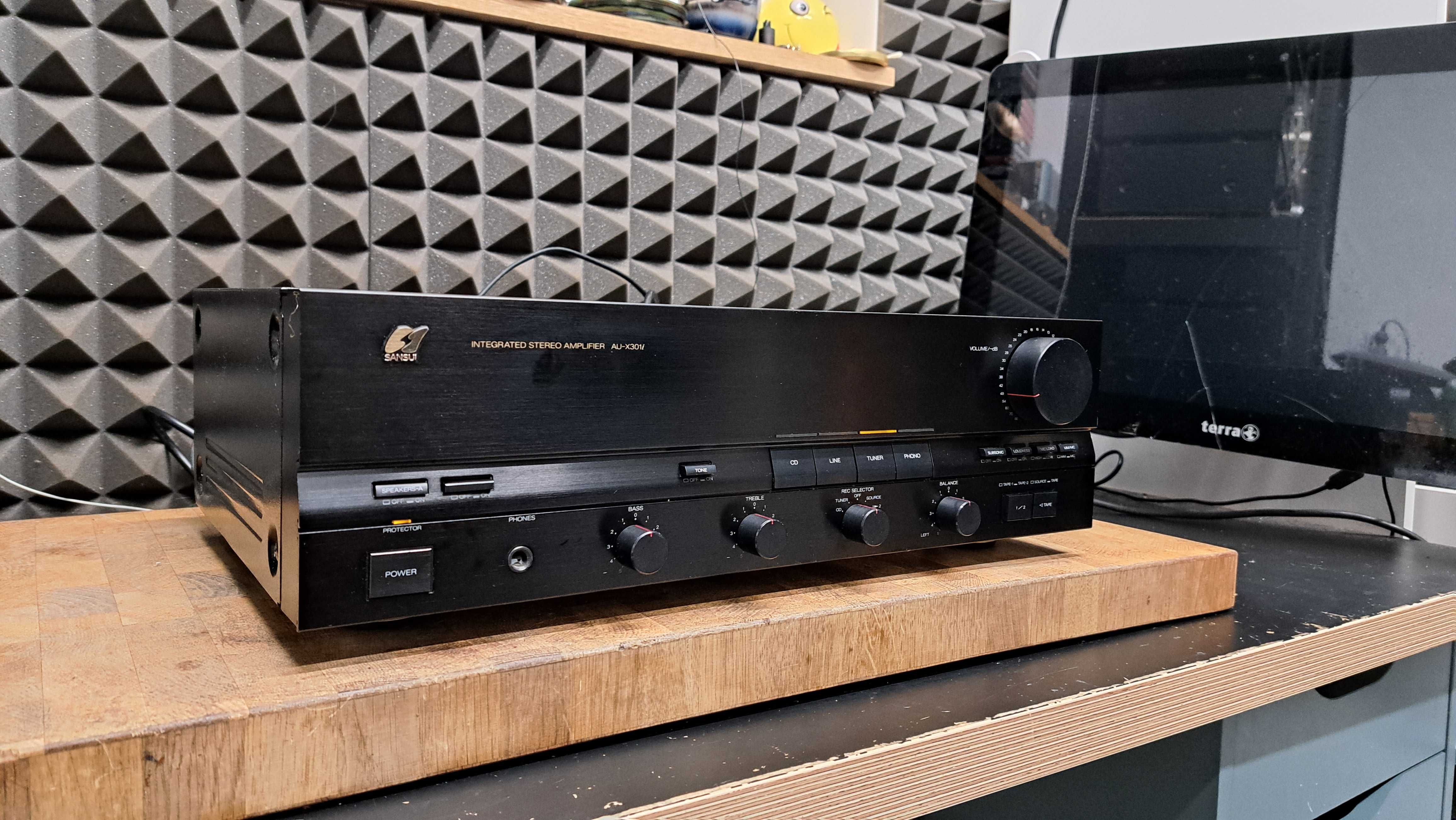 Wzmacniacz Sansui AU-X301i