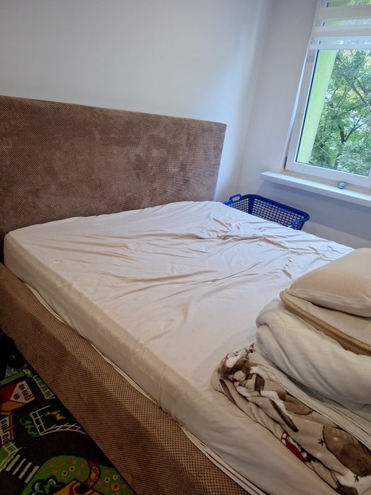 Łóżko 180x200 obicie