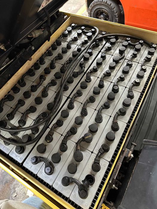 Empilhador eléctrico Hyster J2.50XM - 2.500 Kg (2541)