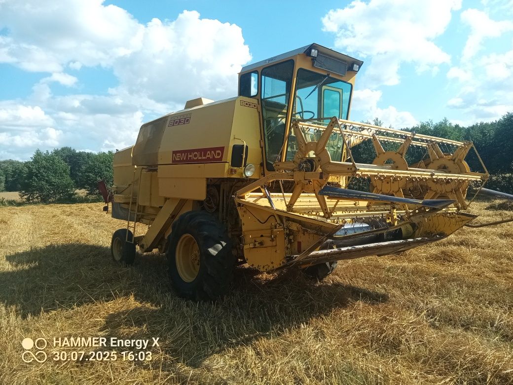 New Holland 8030