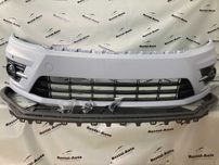 Передний бампер на Volkswagen Passat CC 2012-2017год (в стиле R-Line)