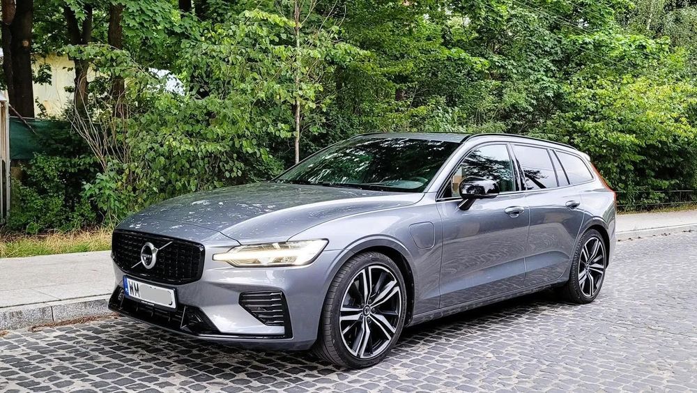 Volvo V60 VOLVO V60 T6 AWD R-Design Twin Engine Hybryda Plug-In 341KM 69.000 km
