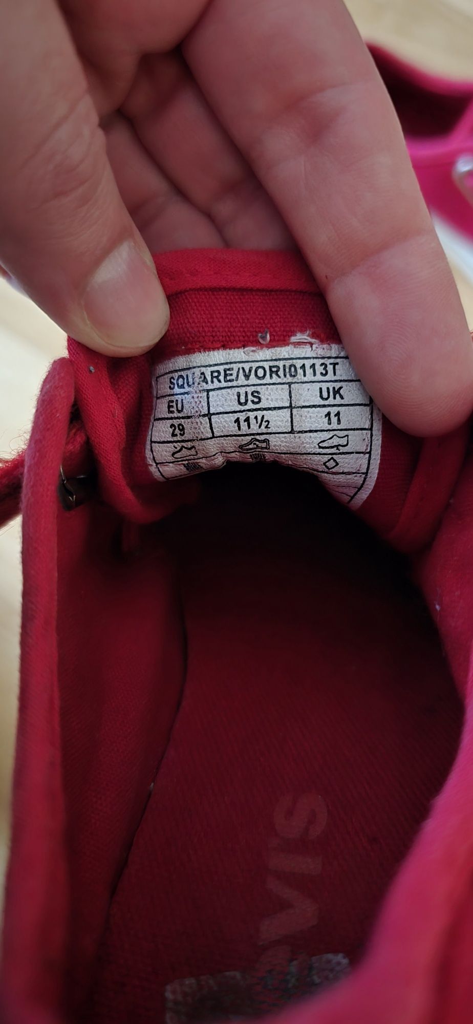 Trampki Levis 29