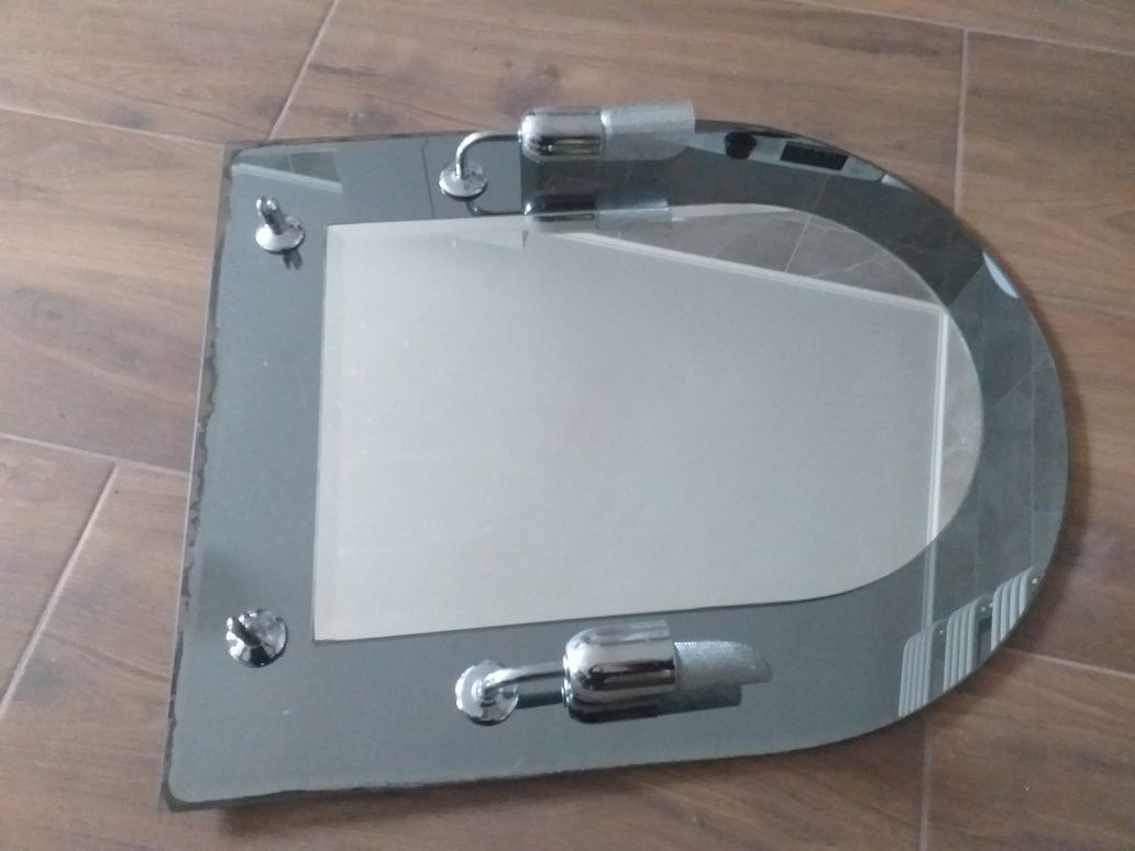 Lustro łazienkowe  .