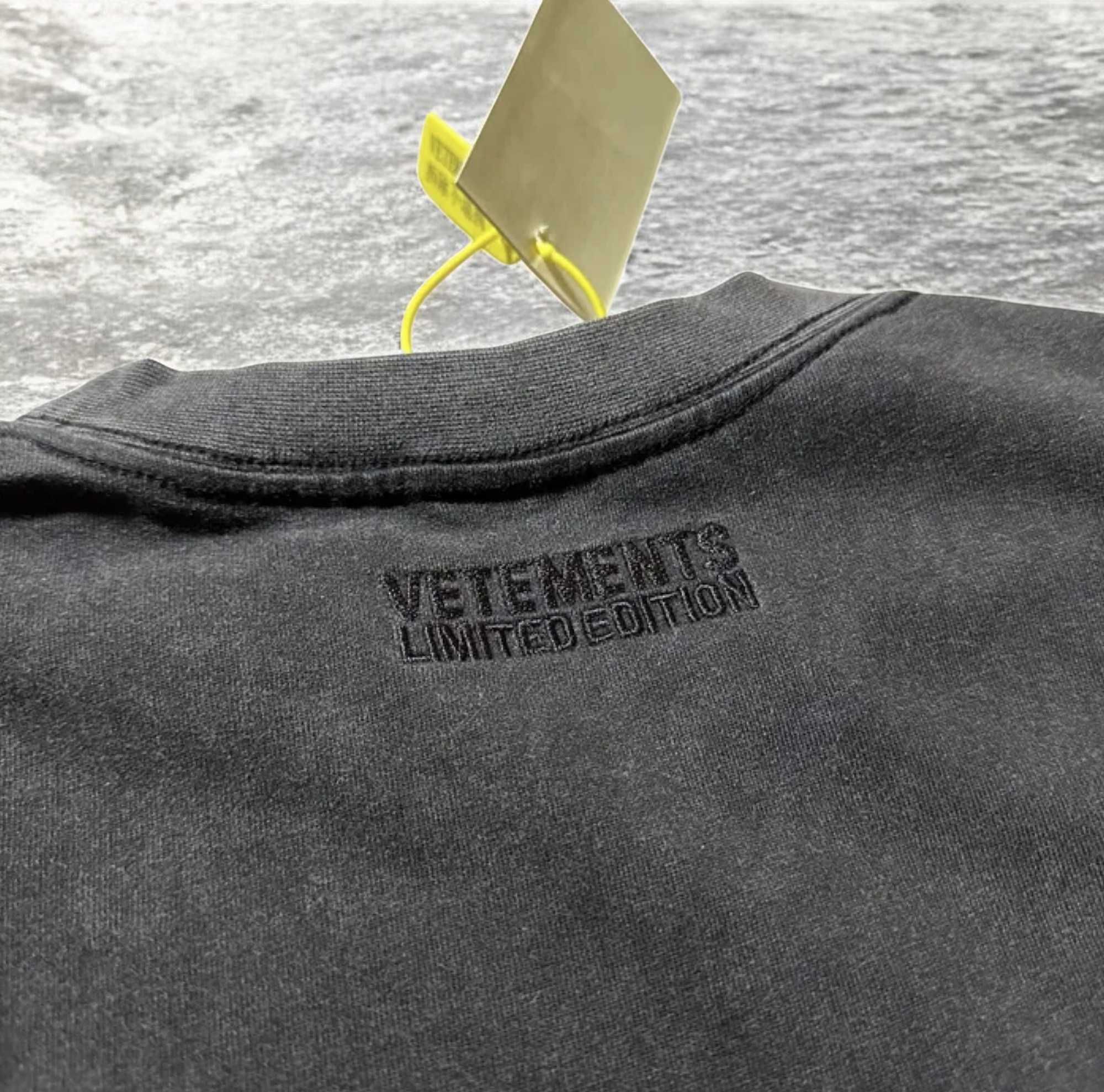Футболка Vetements XES SEX