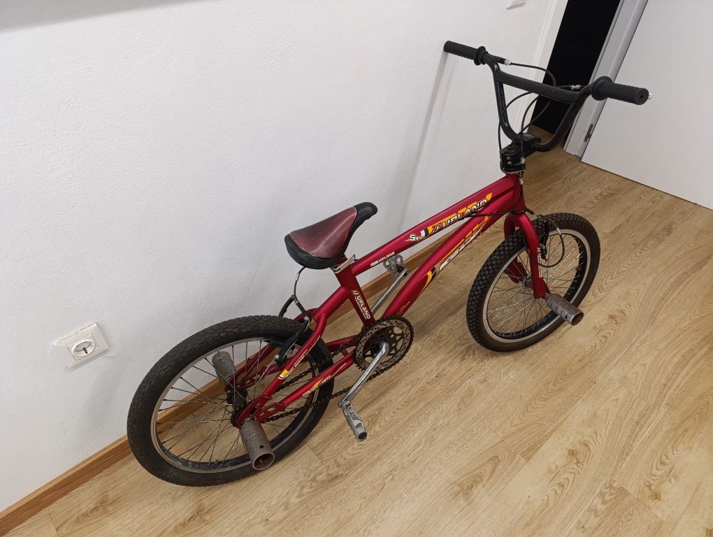bmx upland nova .
