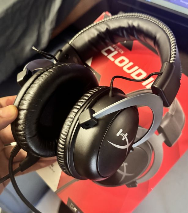 Hyper X Cloud II como novo