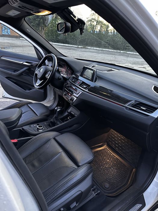 BMW X1 F48 28i 2,0 AT 245 к.с. AWD