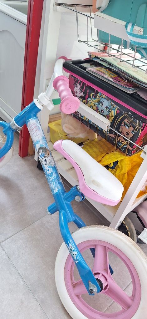 Bicicleta criança sem pedais