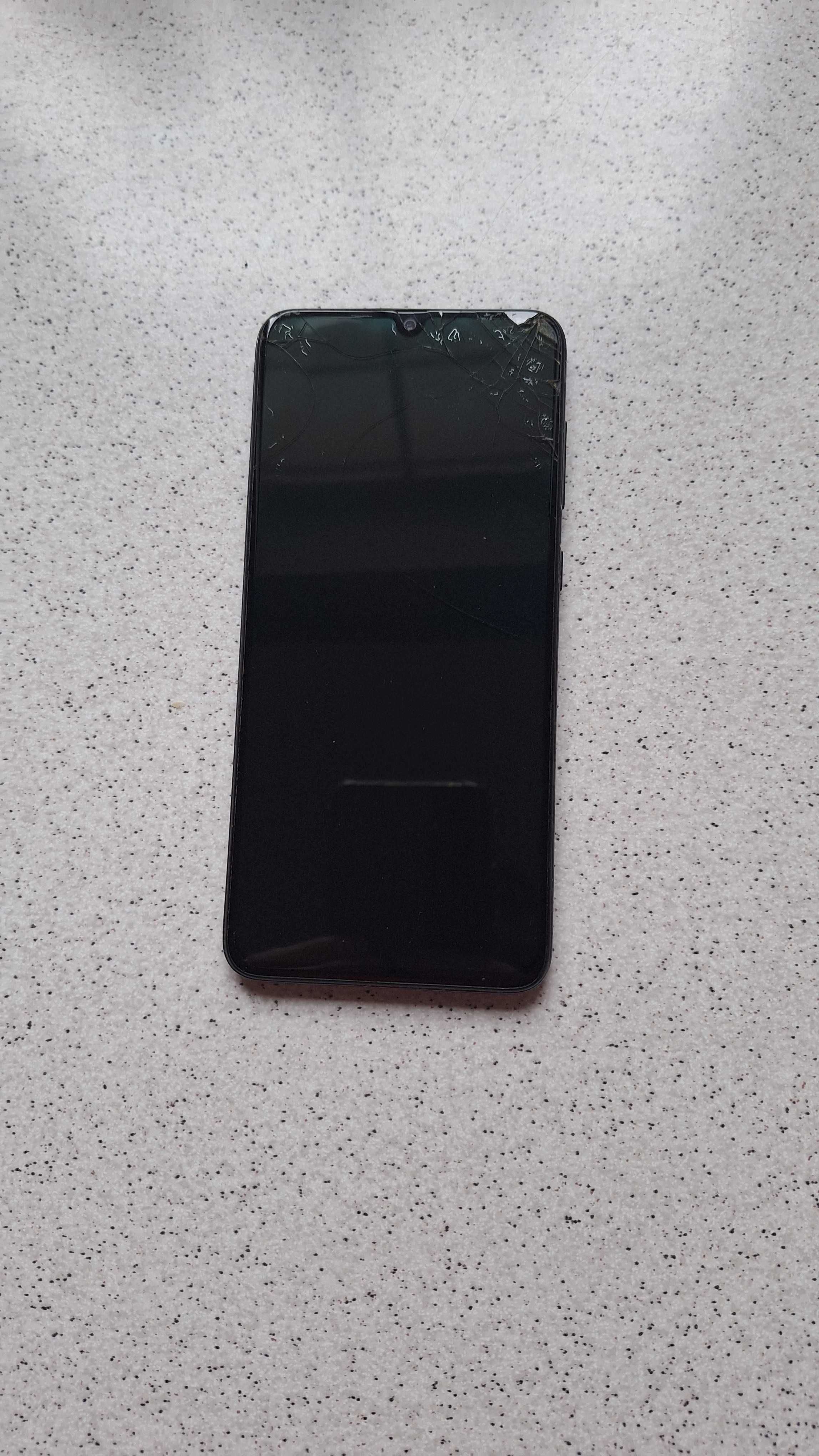 Smartfon Samsung Galaxy A70 6 GB / 128 GB 4G (LTE)