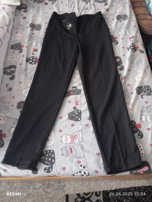 Класичні штани жіночі