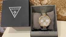 Guess годинник