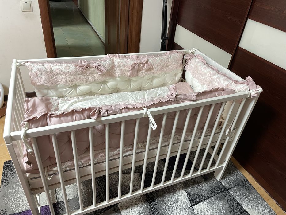 Дитяча кроватка Ikea з бортиками та одіялом у подарунок