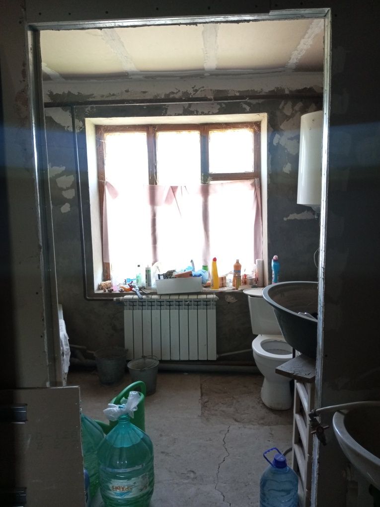 Дом в селі,подалі від суєти