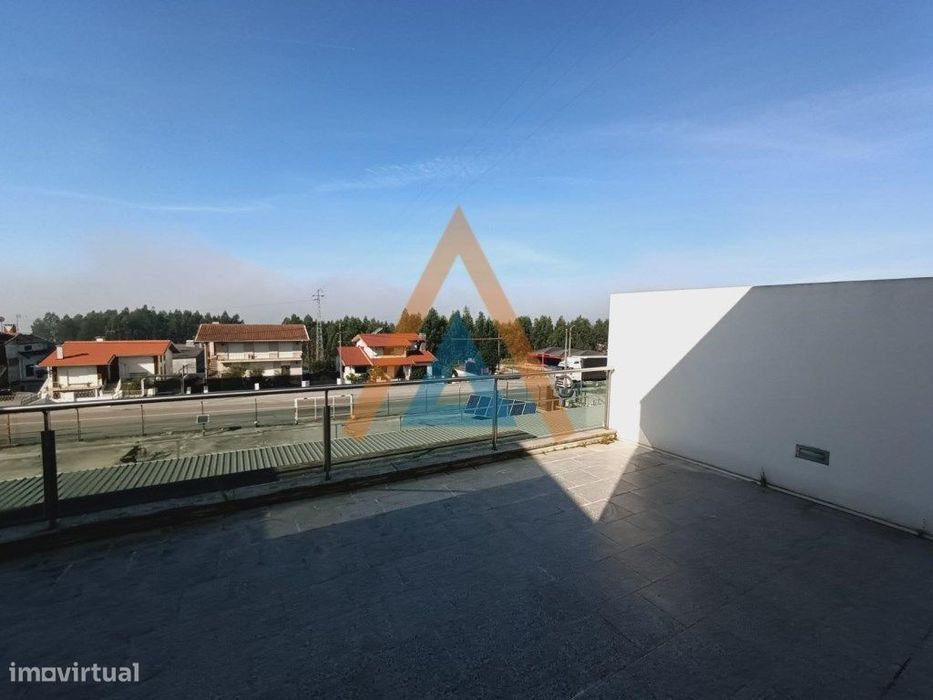 Excelentes áreas - Moradia T3 de Luxo