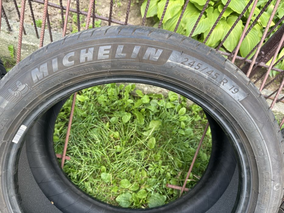 Michelin Primacy all season 245/45/19