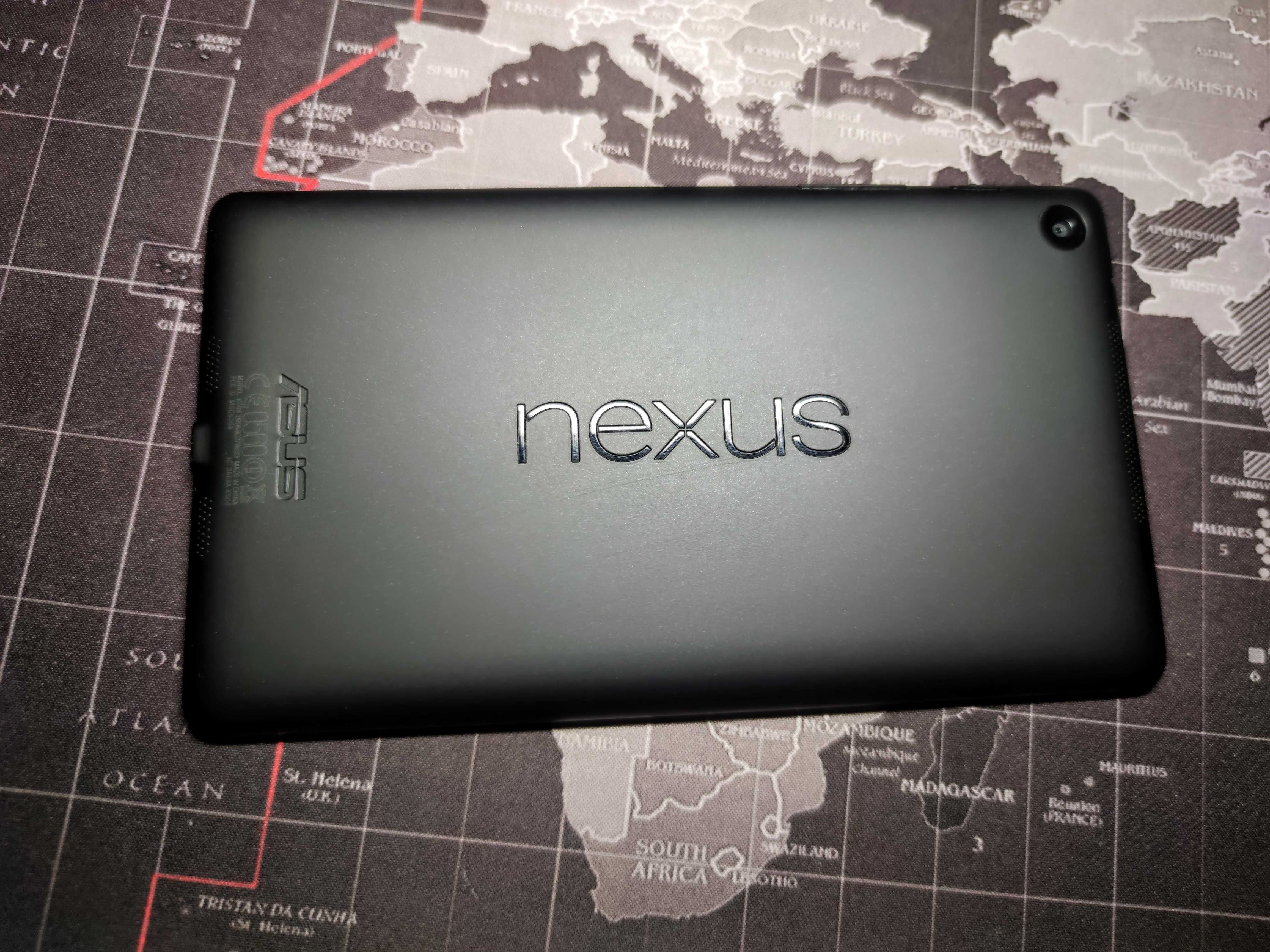 Планшет ASUS Google Nexus 7 (2013)