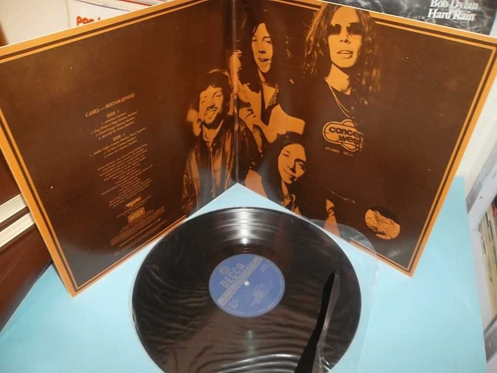 3 DISCOS LP - Fischer-Z, Soft Machine, Camel.