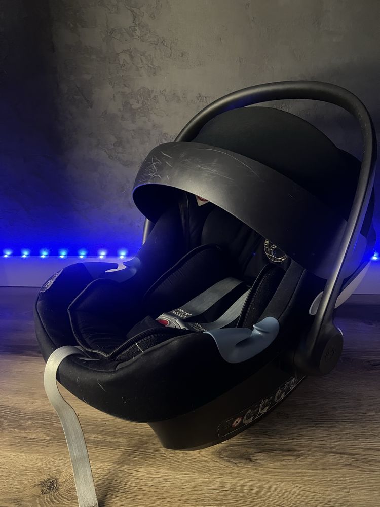 Cybex Aton M.