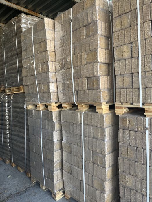 Брикеты Топливные киевская область Киев Доставка от 1т. Дуб Продаж