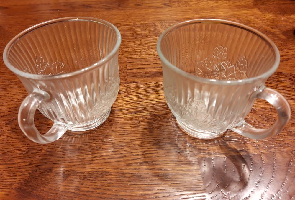 Misa do ponczu wraz z filiżankami